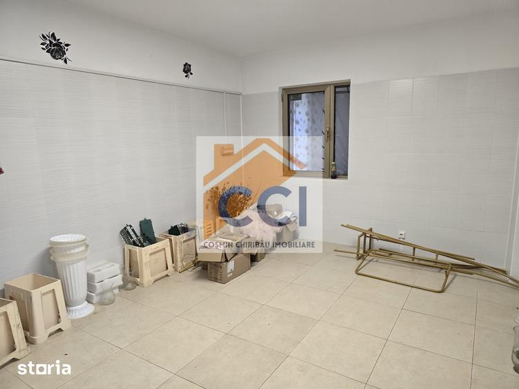 Spațiu comercial, de 65 mp, în 9 Mai