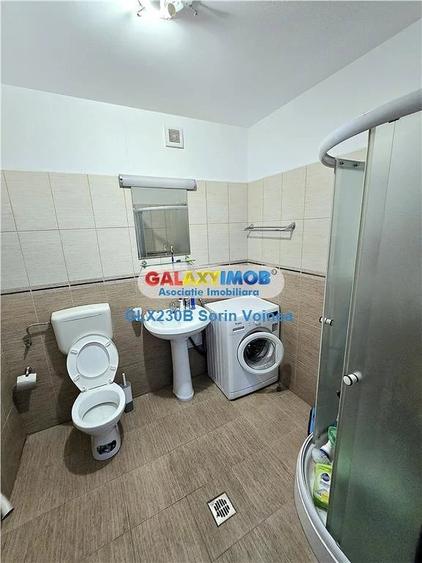 Apartament cu 3 camere decomandat în Titan
