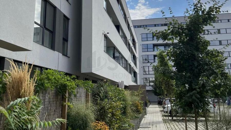Apartament cu 4 camere decomandat în Bucureștii Noi