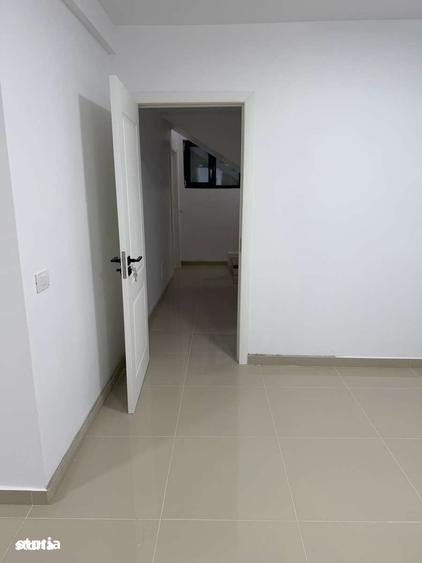 Apartament cu 3 camere în Calea București