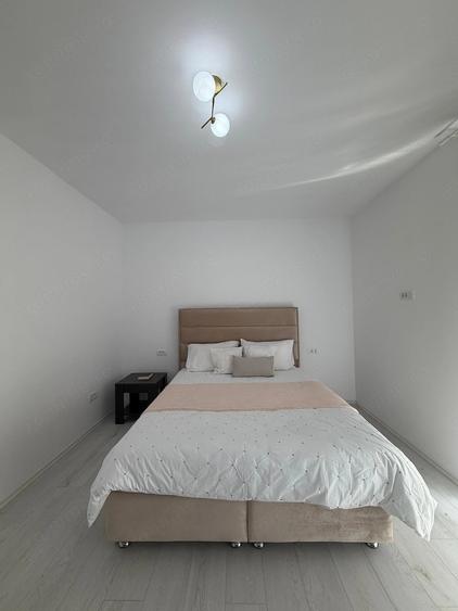 Apartament cu 2 camere semidecomandat în Dumbrăvița