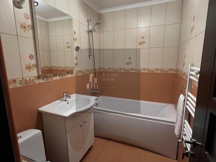 Apartament cu 3 camere semidecomandat, mobilat în Colentina