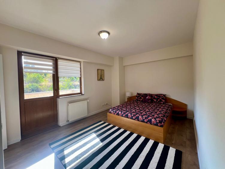 Apartament cu 3 camere semidecomandat, mobilat în Mărăști