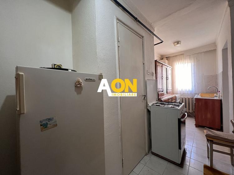 Apartament cu 2 camere, mobilat în Cetate