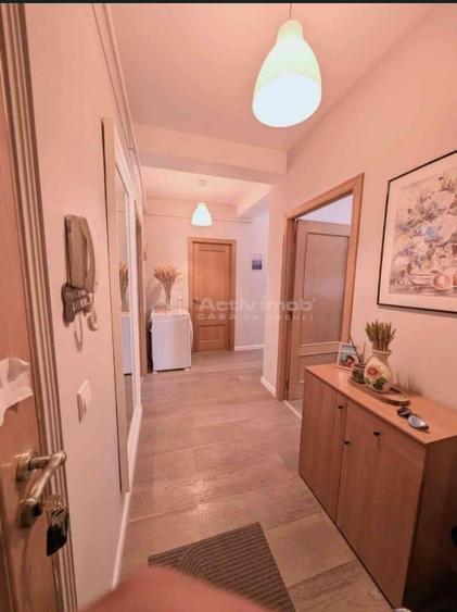 Apartament cu 3 camere decomandat în Vârteju