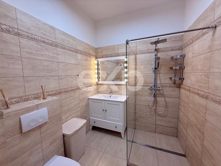 Apartament cu 2 camere semidecomandat, mobilat în P-ța Alba Iulia