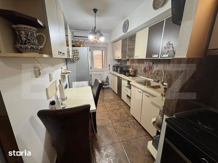 Apartament cu 3 camere decomandat în Central