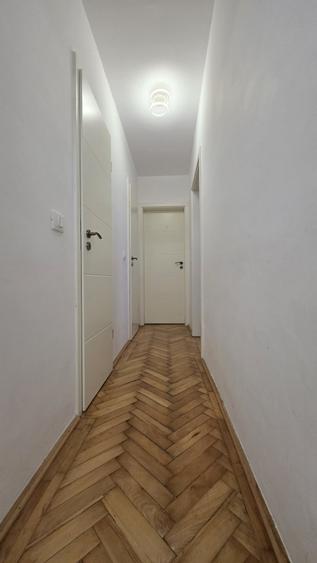 Apartament cu 3 camere decomandat, mobilat în Vasile Aaron