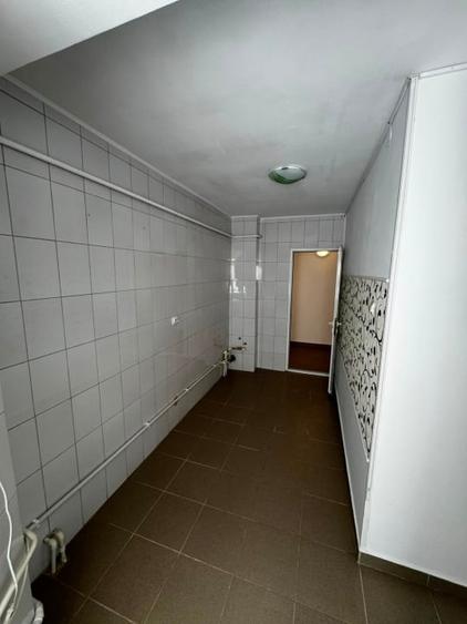 Spațiu comercial, de 34 mp, în