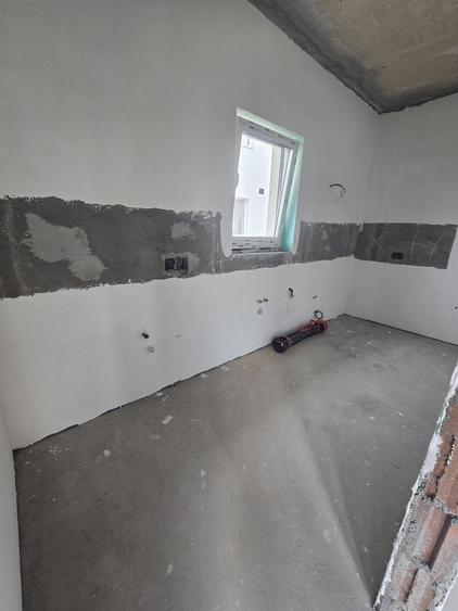 Duplex cu 3 camere cu Canalizare în Moșnița Nouă