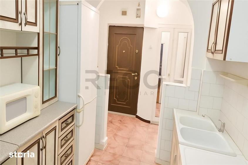 Apartament cu 2 camere semidecomandat în Rogerius