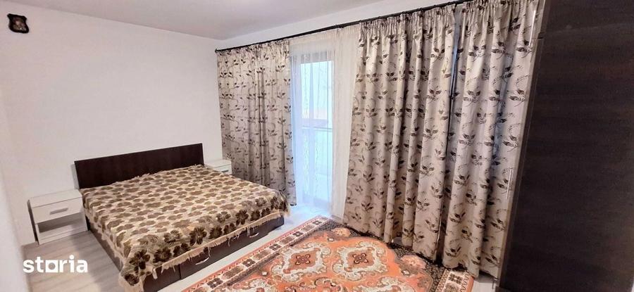 Apartament cu 3 camere decomandat, mobilat în Păcurari
