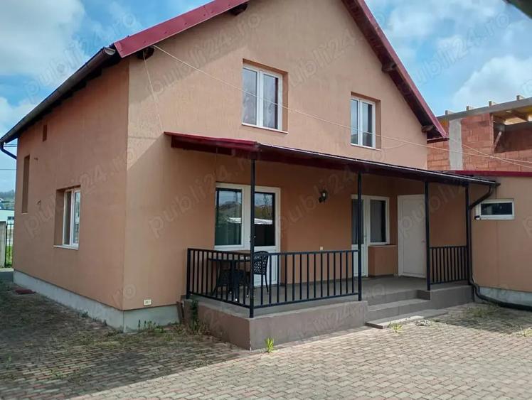 Casă cu 4 camere în Lugoj