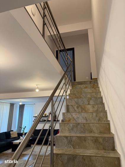 Casă cu 5 camere cu Teren 260 Mp în Bucureștii Noi