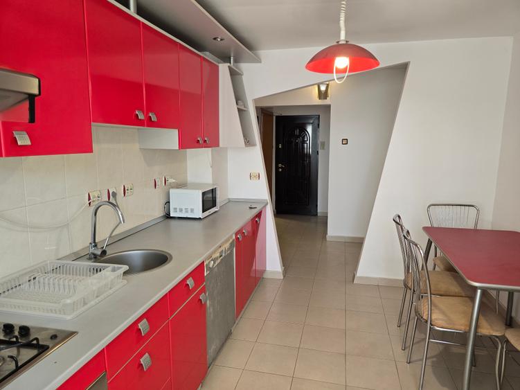Apartament cu 3 camere decomandat în Simion Bărnuțiu