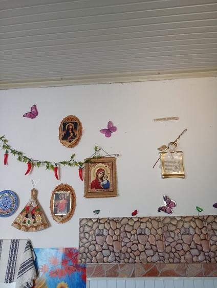 Casă cu 3 camere în Poieni-Suceava