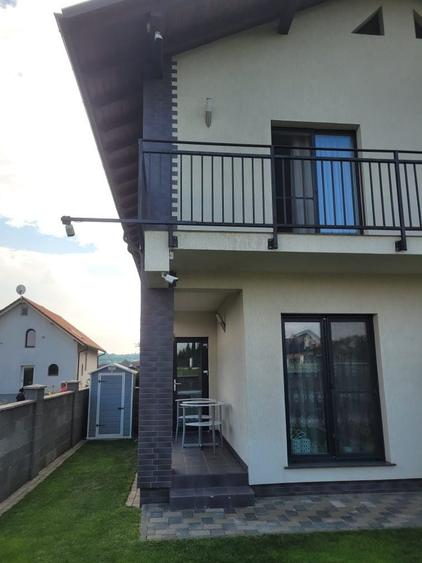 Casa tip duplex Ipotesti - 1