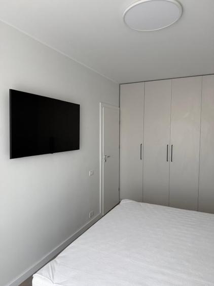 Apartament cu 2 camere semidecomandat, mobilat în Dacia