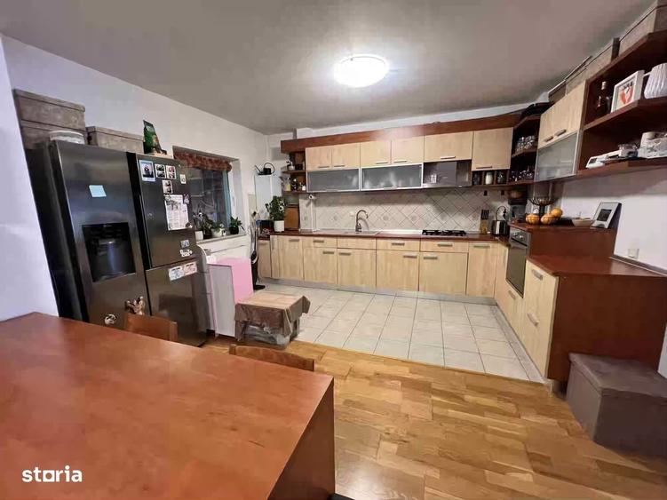 Casă cu 3 camere cu Teren 144 Mp în Central