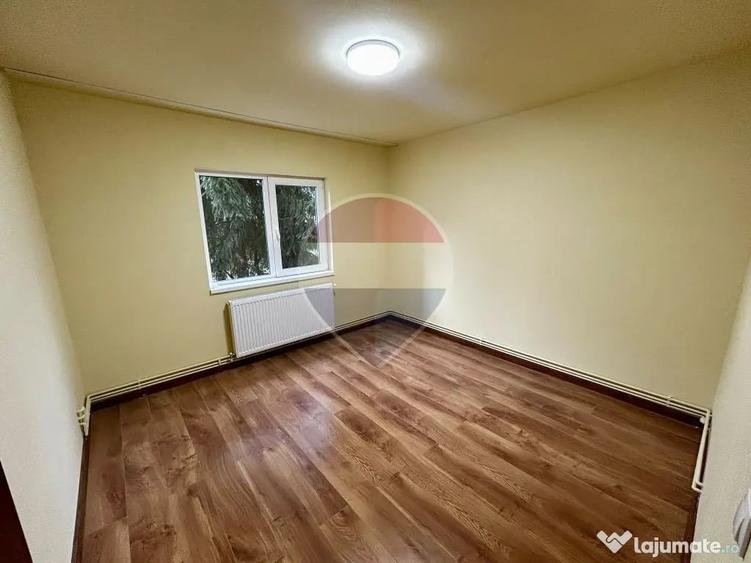 Apartament cu 2 camere decomandat în Republicii