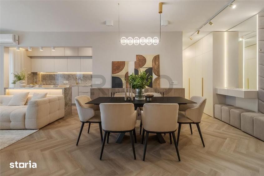 Apartament cu 4 camere, mobilat în Nufărul