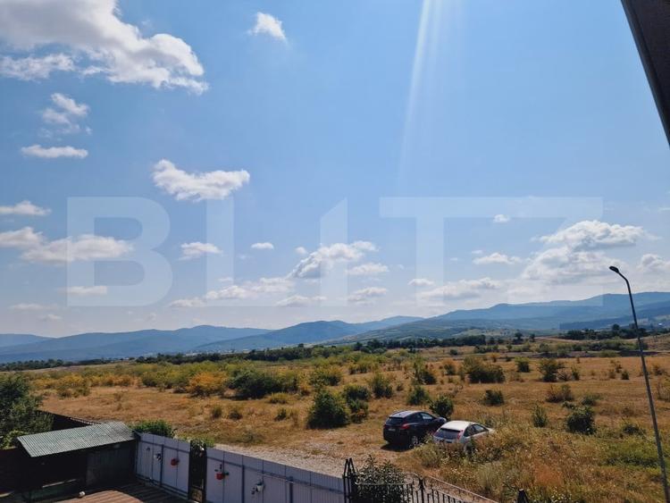 Casă individuală cu 5 camere cu Teren 500 Mp în Cărpiniș