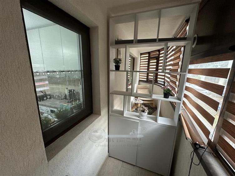 Apartament cu 2 camere decomandat în Nicolina