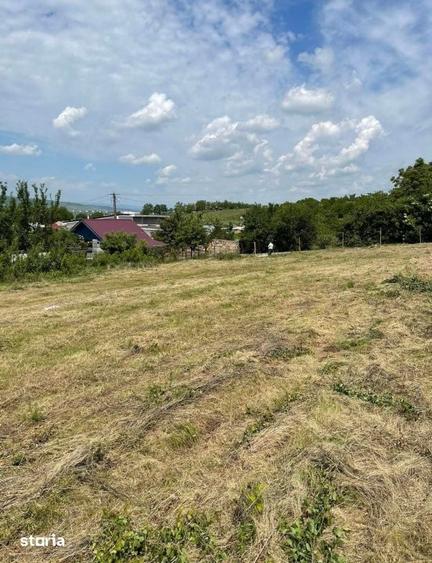 Teren de 1763 mp, în Jucu