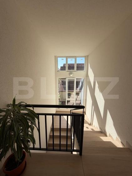 Apartament cu 3 camere decomandat, mobilat în Zorilor