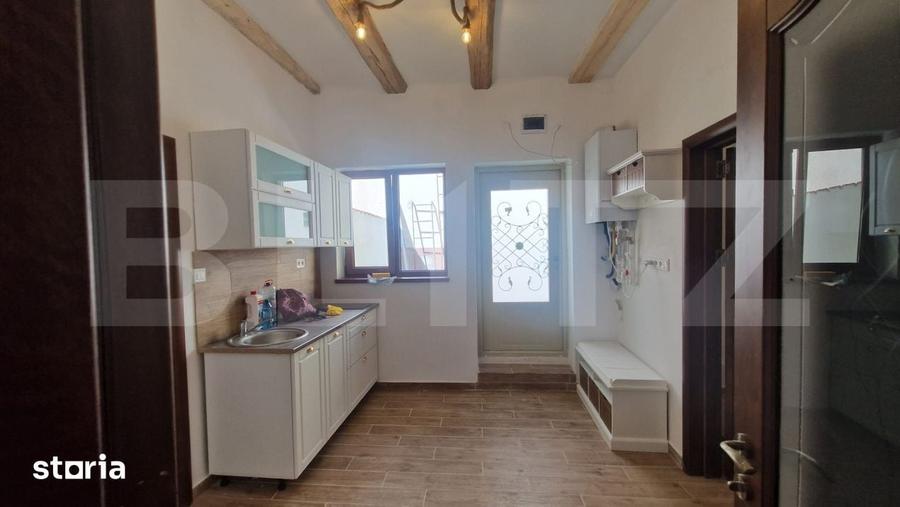 Casă cu 2 camere cu Teren 100 Mp în Schei