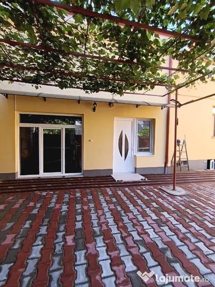 Casă cu 3 camere în Central