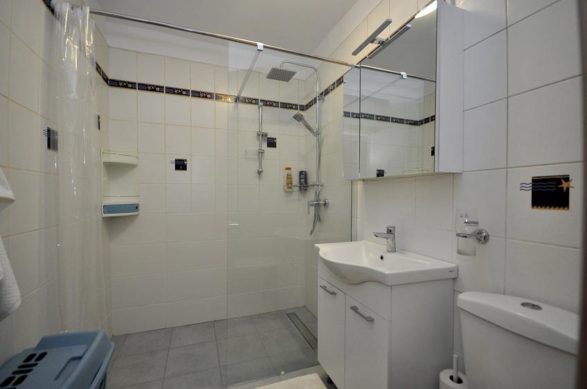 Apartament cu 2 camere decomandat în 13 Septembrie