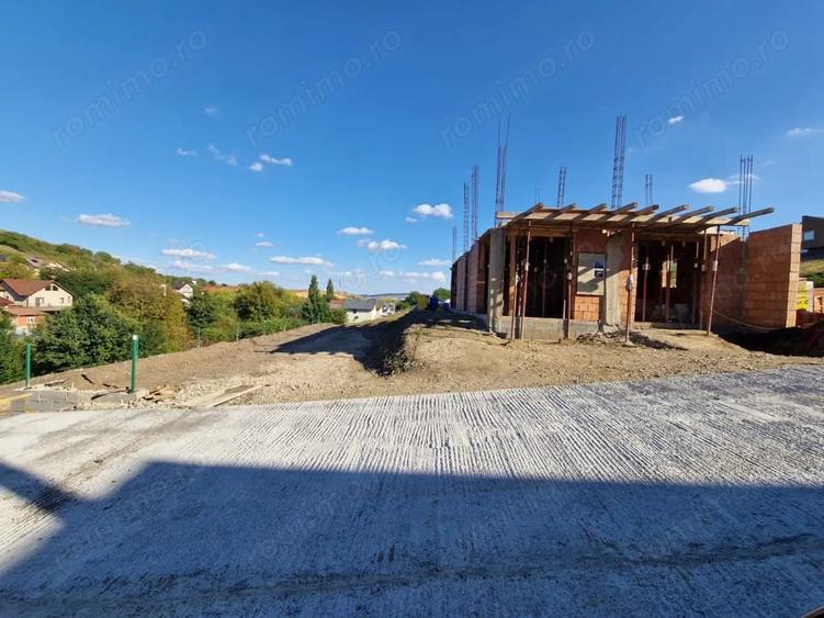 Casă cu 4 camere cu Teren 400 Mp în Sâncraiu de Mureș