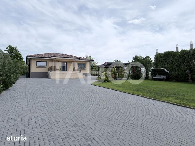 Casă cu 4 camere cu Teren 1240 Mp în Central