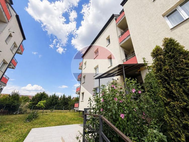 Apartament cu 2 camere semidecomandat în Florești