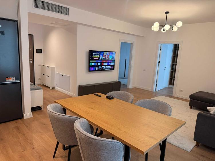 Apartament cu 3 camere decomandat în Nord