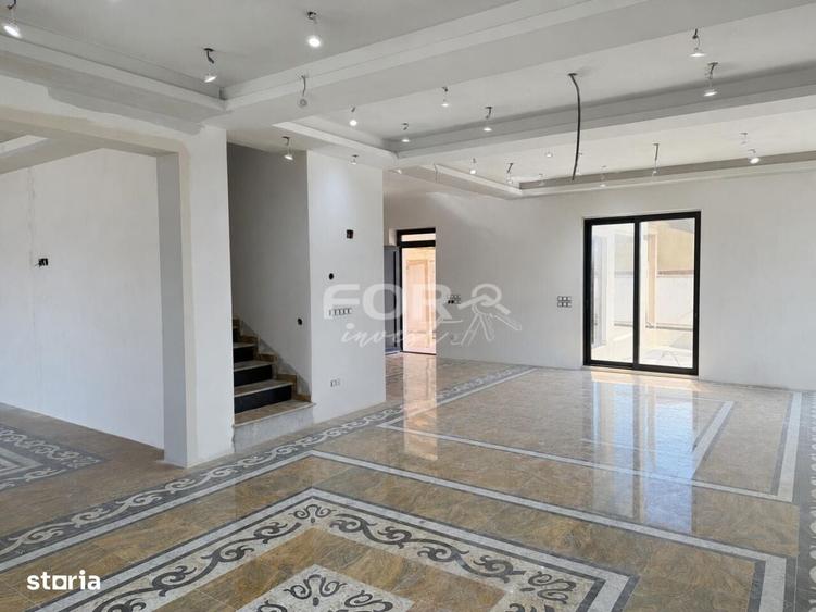 Casă cu 4 camere în Nojorid