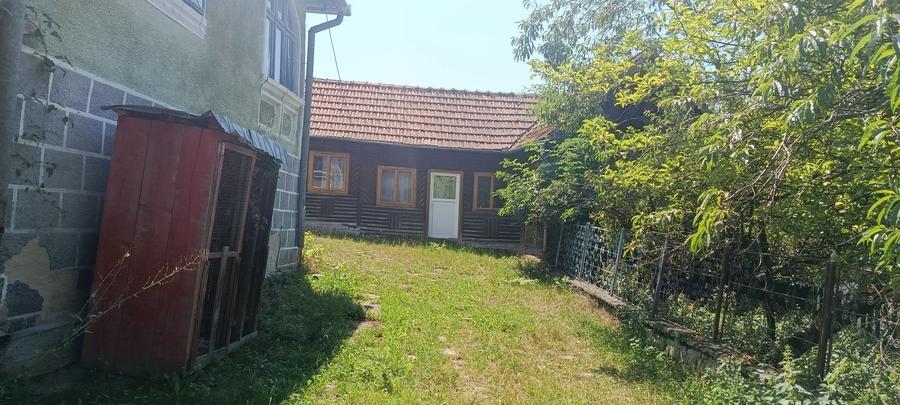 Casă cu 4 camere în Copăceni
