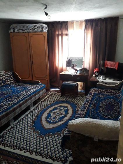 Casă cu 5 camere în Roșia de Amaradia