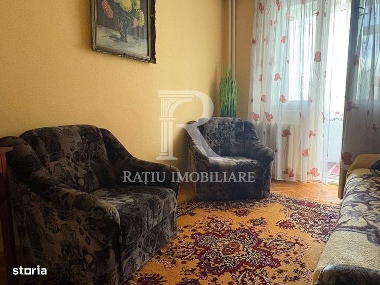 Apartament cu 3 camere decomandat în Dacia