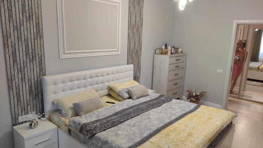 Apartament cu 3 camere decomandat în Primo