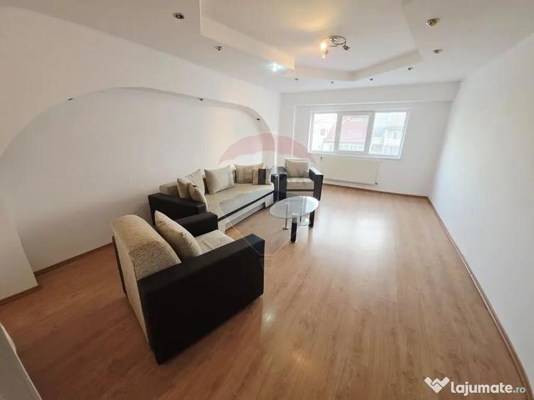 Apartament cu 2 camere decomandat în 1 Mai