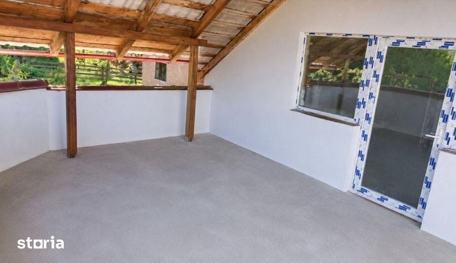 Casă cu 3 camere cu Teren 673 Mp în Corbi