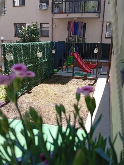 Apartament cu 3 camere decomandat, mobilat în Fundeni