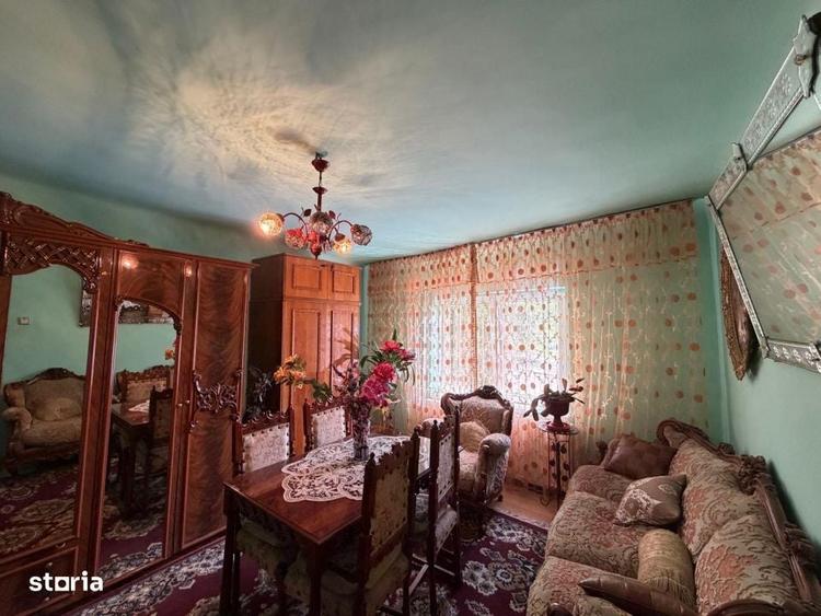 Casă cu 4 camere în Lascăr Catargiu