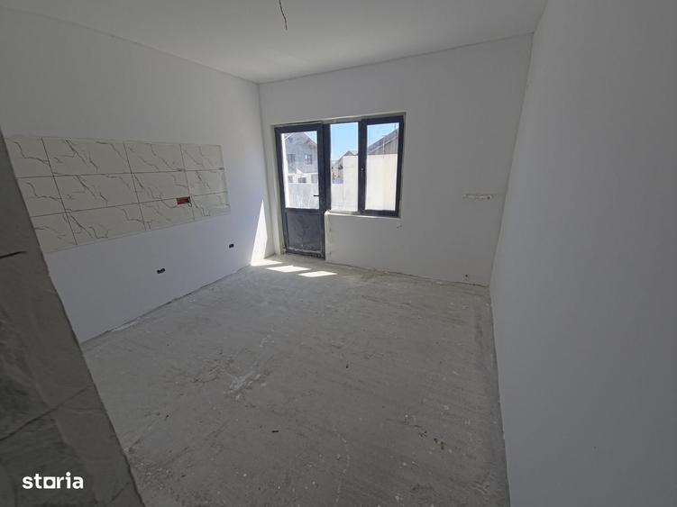 Casă cu 4 camere cu Teren 210 Mp în Valu lui Traian
