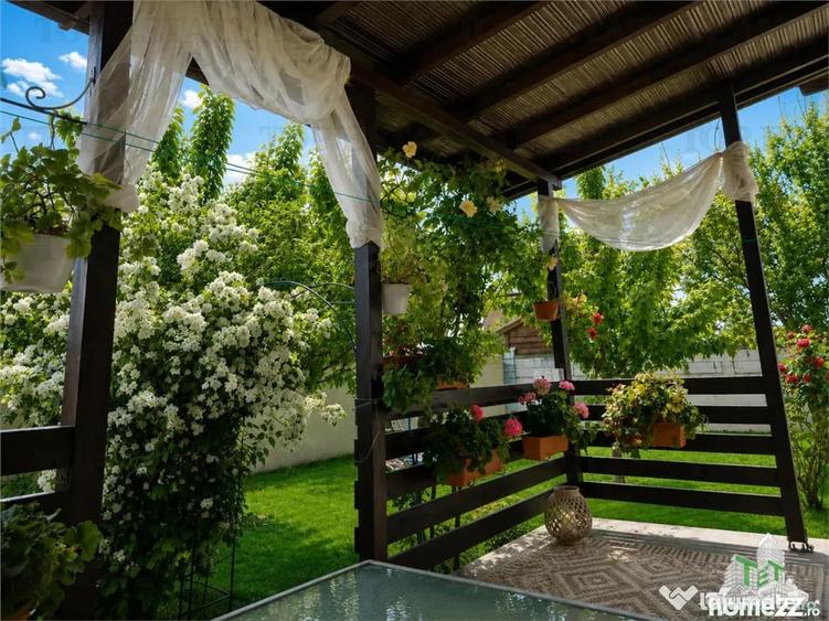 Casă cu 5 camere cu Teren 550 Mp în Corbeanca