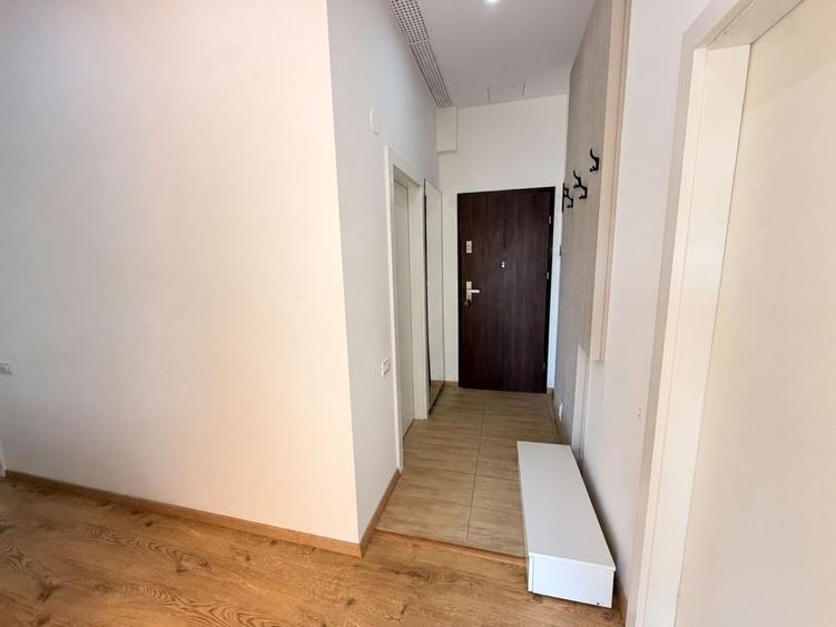 Apartament cu 3 camere decomandat în Ștefăneștii de Jos
