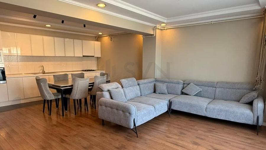 Apartament cu 3 camere decomandat, mobilat în Pipera
