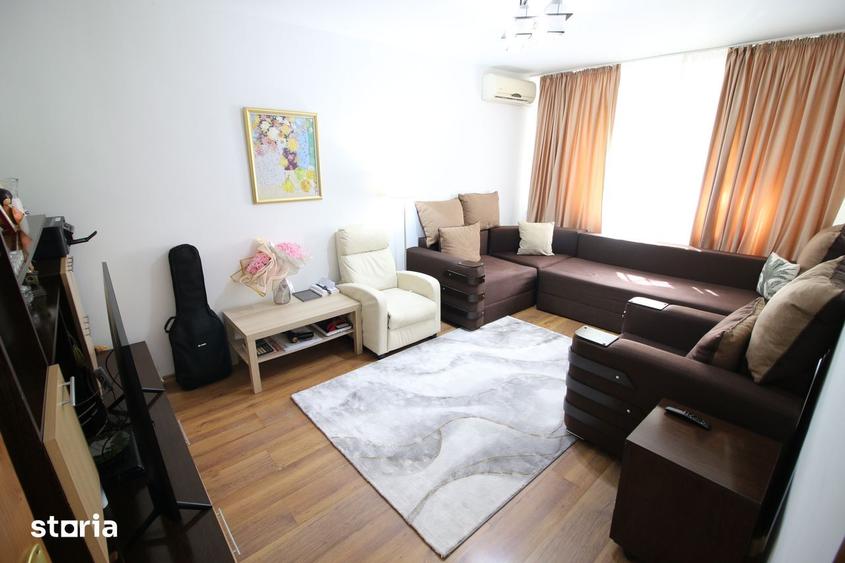 Apartament cu 3 camere decomandat în Siderurgiștilor